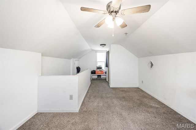 442 Pershing Avenue, Wood River, IL 62095