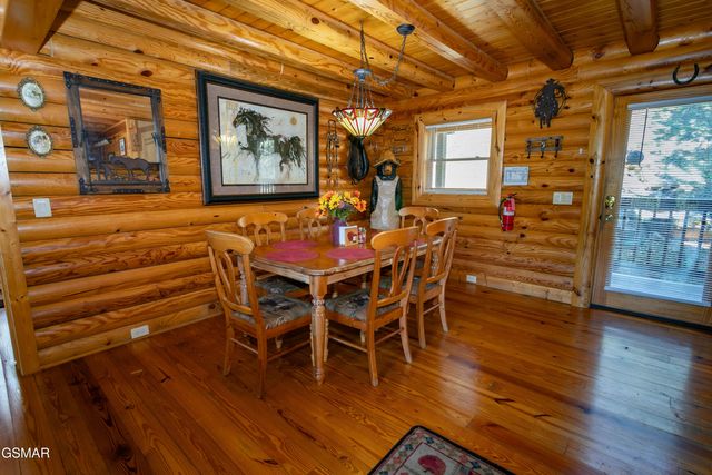 4112 Harvest Moon Road, Sevierville, TN 37862