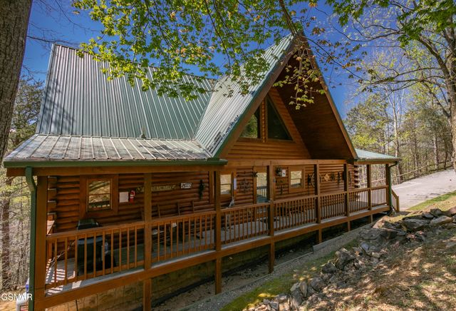 4112 Harvest Moon Road, Sevierville, TN 37862