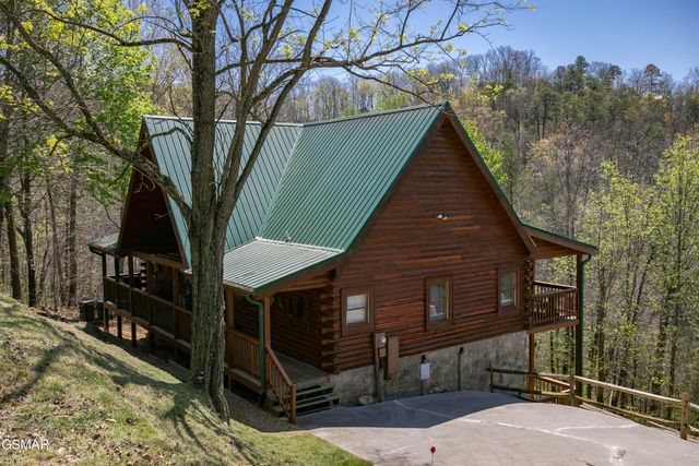 4112 Harvest Moon Road, Sevierville, TN 37862