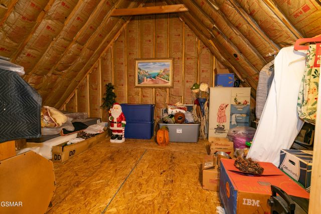 4112 Harvest Moon Road, Sevierville, TN 37862