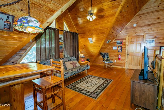 4112 Harvest Moon Road, Sevierville, TN 37862