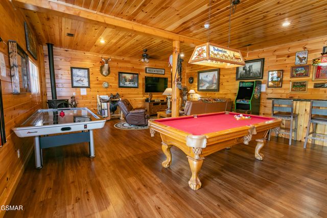 4112 Harvest Moon Road, Sevierville, TN 37862