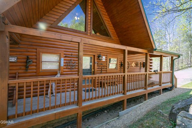 4112 Harvest Moon Road, Sevierville, TN 37862