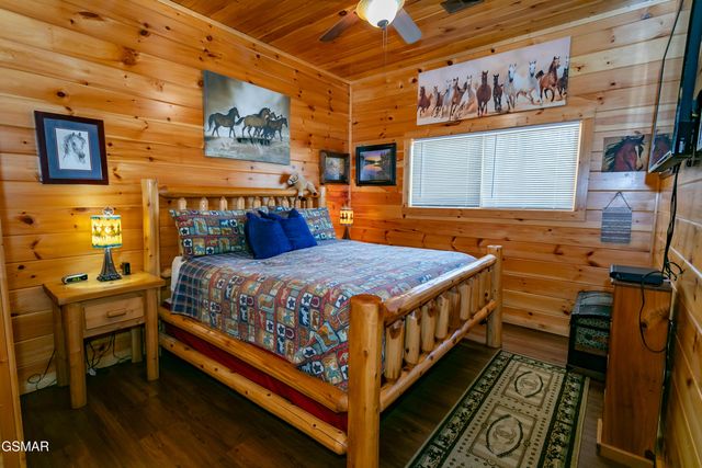 4112 Harvest Moon Road, Sevierville, TN 37862