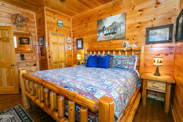 4112 Harvest Moon Road, Sevierville, TN 37862