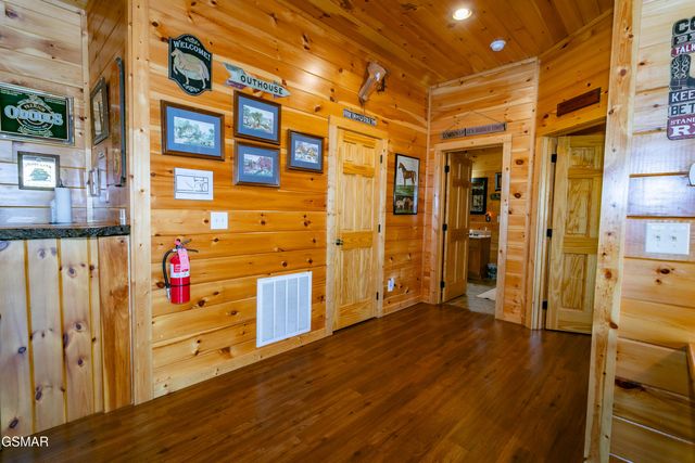 4112 Harvest Moon Road, Sevierville, TN 37862