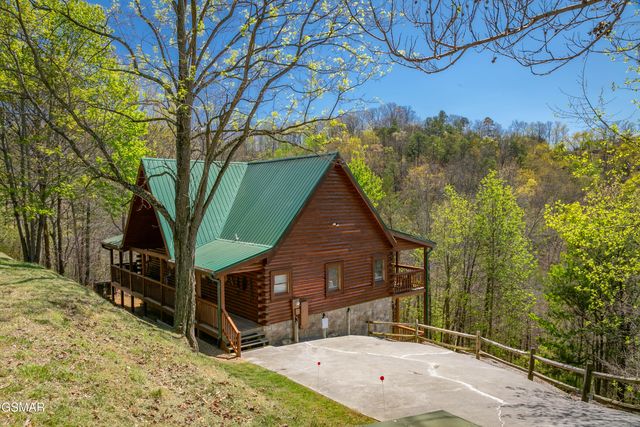 4112 Harvest Moon Road, Sevierville, TN 37862