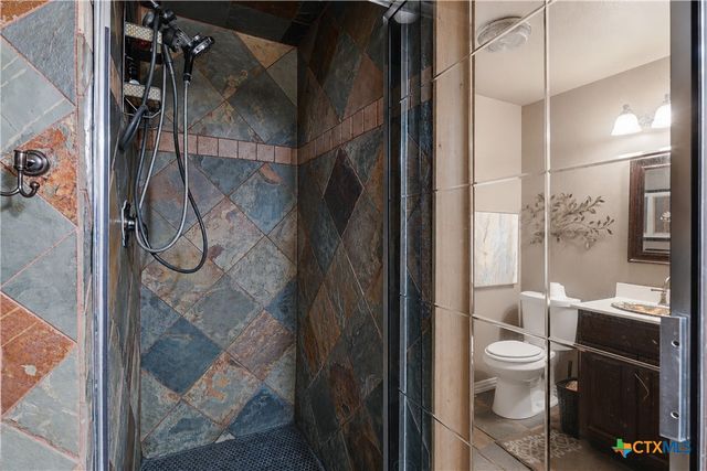5032 S Santa Clara Road, Seguin, TX 78155