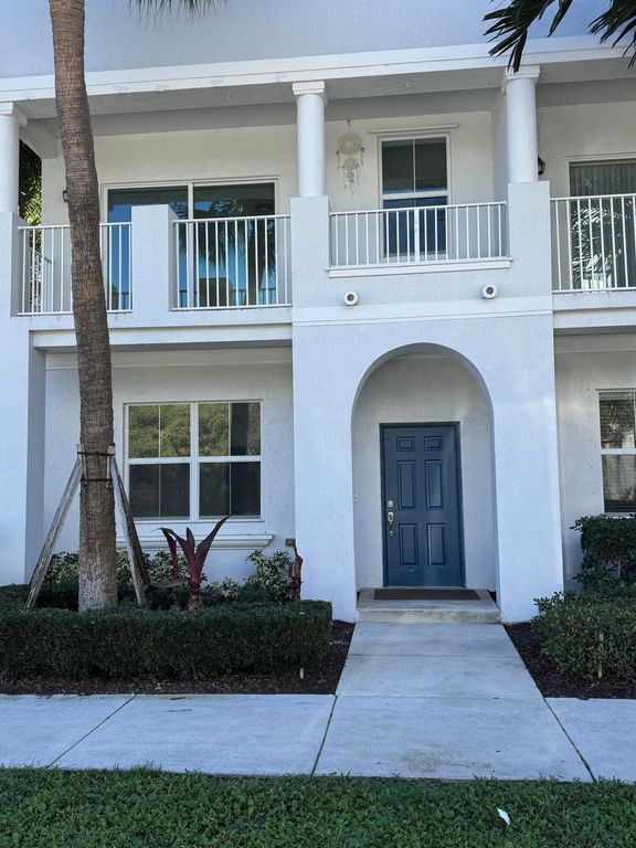 1241 Via De Fossi 1241, Boynton Beach, FL 33426