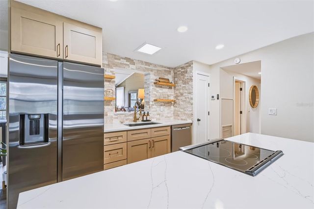 13524 COUNTRY CLUB DRIVE, Tavares, FL 32778