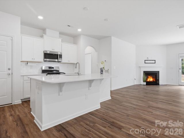 1012 Whipcord Drive, Waxhaw, NC 28173