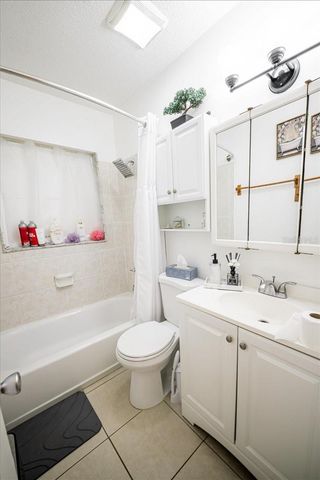 433 GRANADA BOULEVARD, North Port, FL 34287
