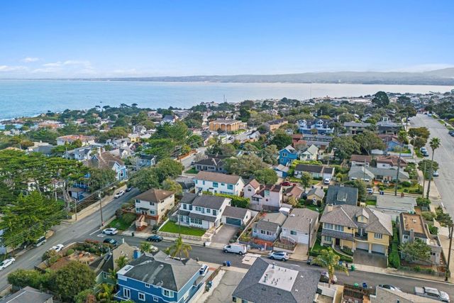 301 7th Street, Pacific Grove, CA 93950