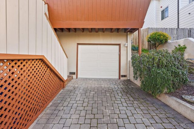 301 7th Street, Pacific Grove, CA 93950