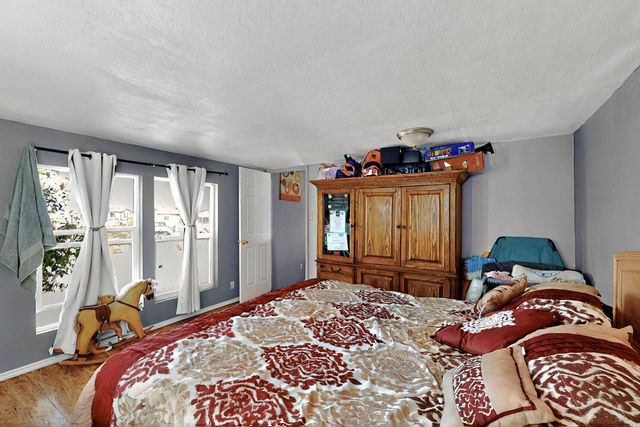 39 CEREZA Circle, Los Lunas, NM 87031