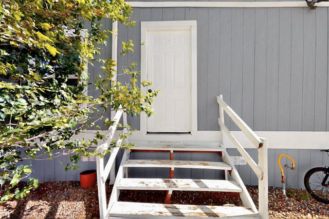 39 CEREZA Circle, Los Lunas, NM 87031