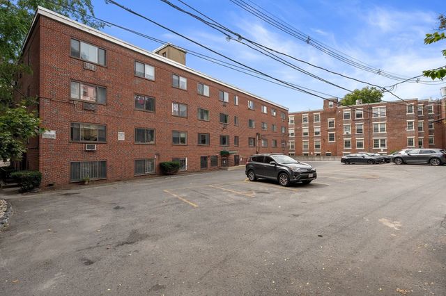 133 Beaconsfield Rd 23, Brookline, MA 02445