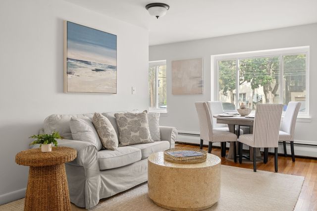 133 Beaconsfield Rd 23, Brookline, MA 02445