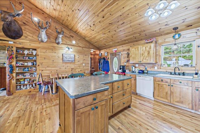 810 Belltown Road, Tellico Plains, TN 37385
