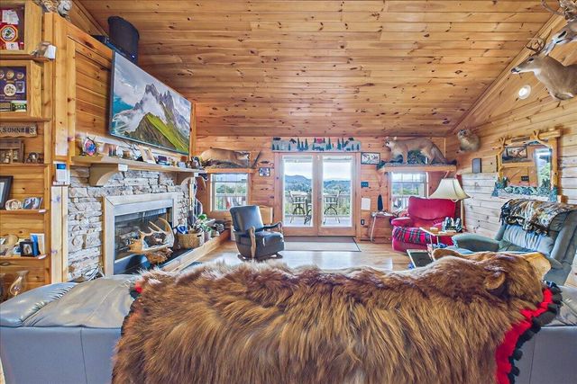 810 Belltown Road, Tellico Plains, TN 37385