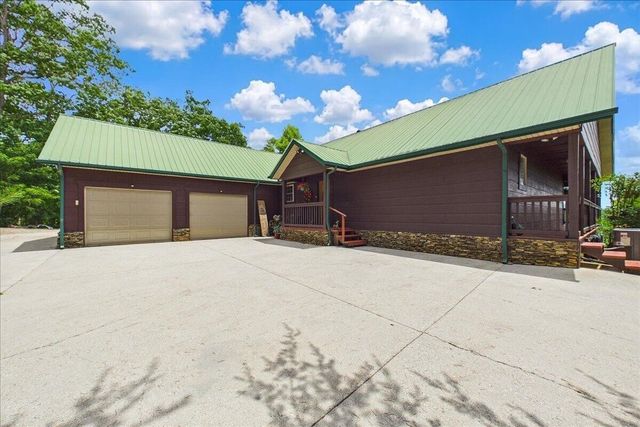 810 Belltown Road, Tellico Plains, TN 37385