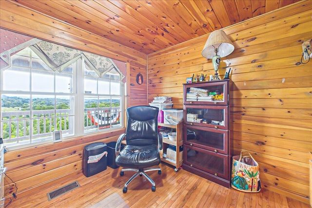 810 Belltown Road, Tellico Plains, TN 37385