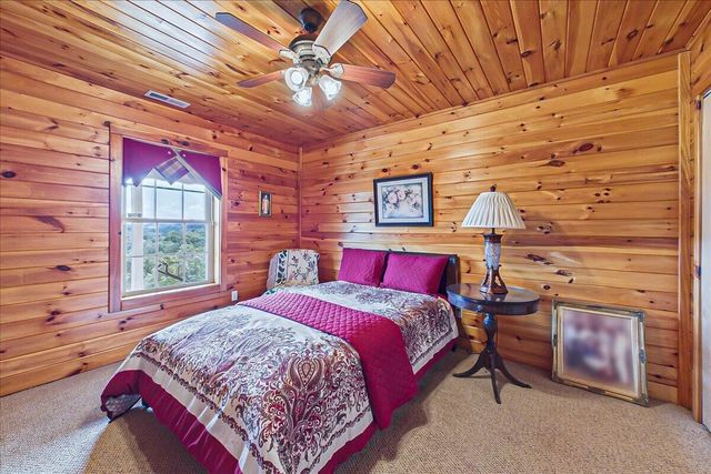 810 Belltown Road, Tellico Plains, TN 37385