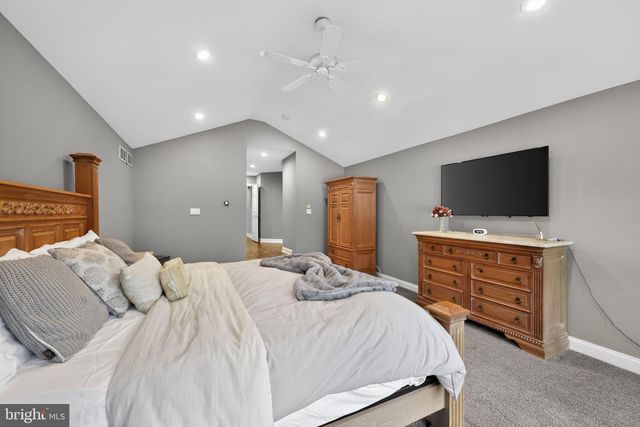 1101 JEFFERSON LN, Huntingdon Valley, PA 19006