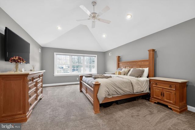 1101 JEFFERSON LN, Huntingdon Valley, PA 19006