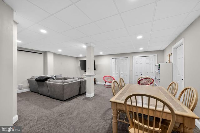 1101 JEFFERSON LN, Huntingdon Valley, PA 19006