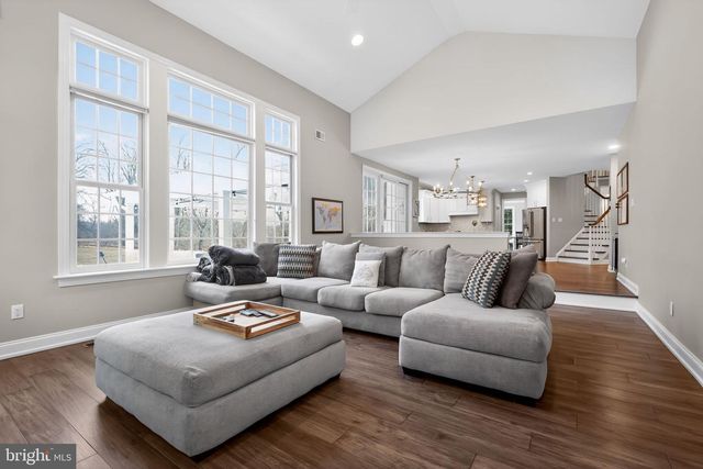 1101 JEFFERSON LN, Huntingdon Valley, PA 19006