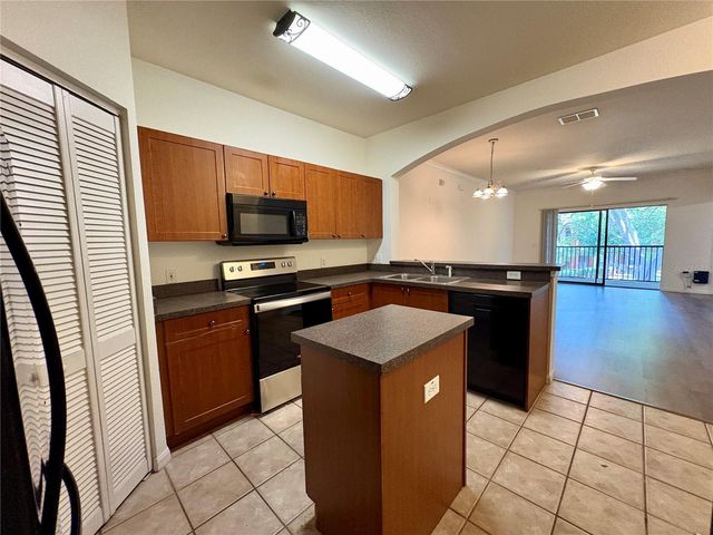 2151 CHIANTI PLACE 127, Palm Harbor, FL 34683