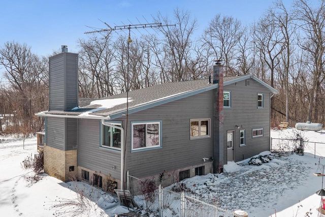 N2493 Kunz Road, Fort Atkinson, WI 53538