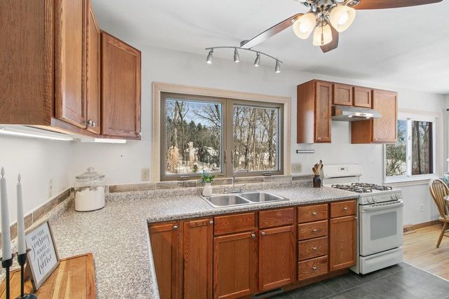 N2493 Kunz Road, Fort Atkinson, WI 53538