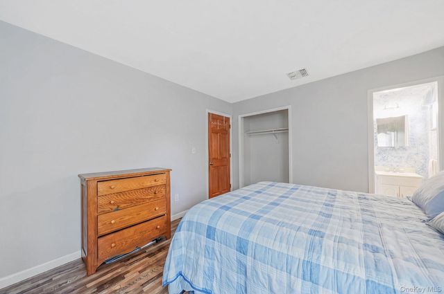 38 W 1st Street, Lake Ronkonkoma, NY 11779