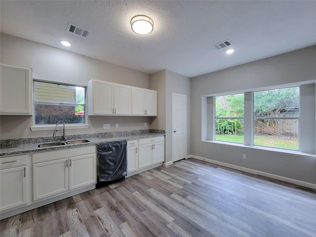 13522 Ryanwood Drive, Houston, TX 77065