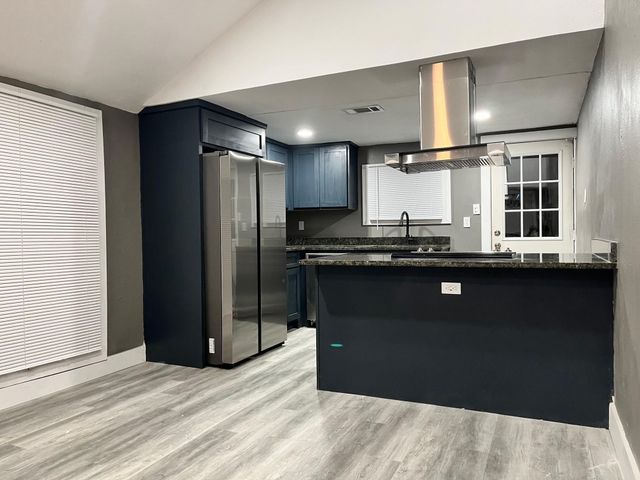 3914 Spring Avenue, Dallas, TX 75210