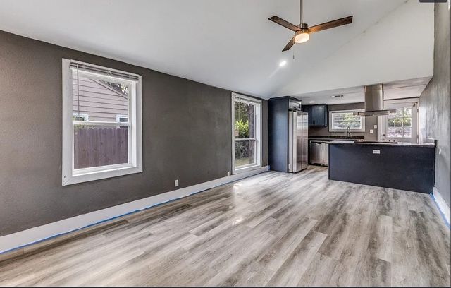 3914 Spring Avenue, Dallas, TX 75210