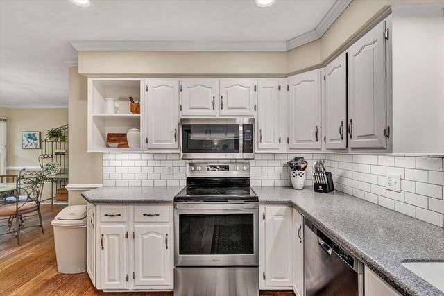 4189 Toddsbury DR, Vinton, VA 24179