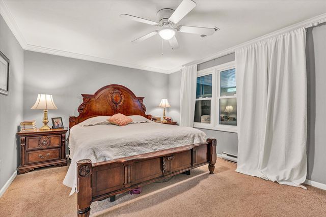 4189 Toddsbury DR, Vinton, VA 24179