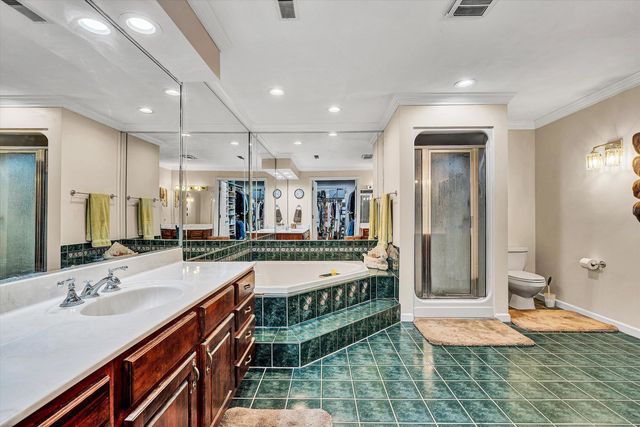 4189 Toddsbury DR, Vinton, VA 24179