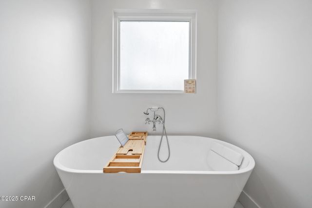 9719 Sweetfield Lane, Panama City, FL 32409