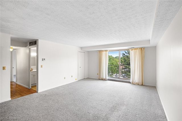 50 S Rocky River 506, Berea, OH 44017