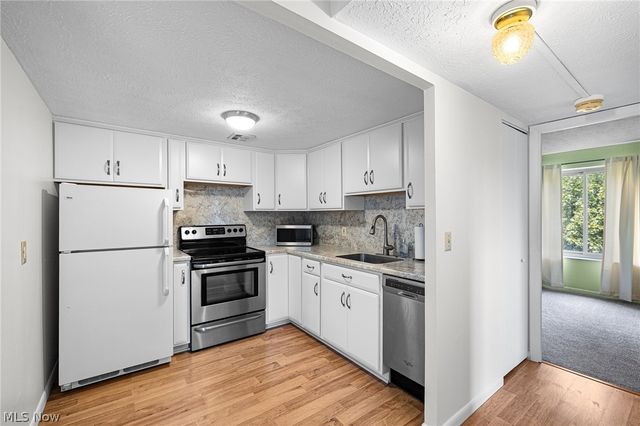 50 S Rocky River 506, Berea, OH 44017