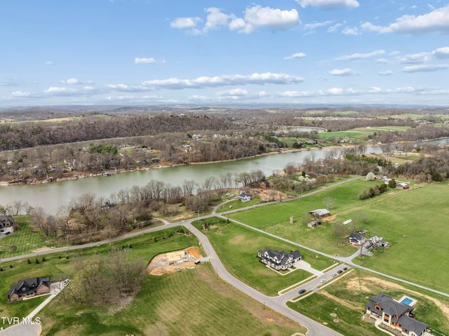 133 Wake Robin Lane, Johnson City, TN 37601