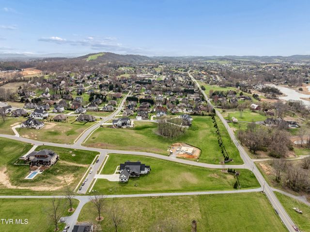 133 Wake Robin Lane, Johnson City, TN 37601