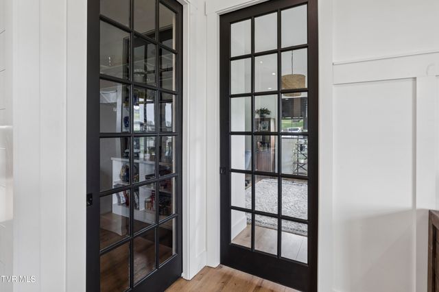 133 Wake Robin Lane, Johnson City, TN 37601