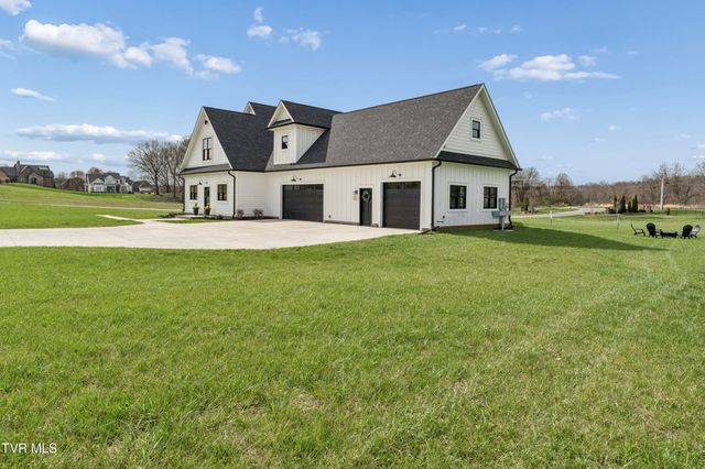 133 Wake Robin Lane, Johnson City, TN 37601