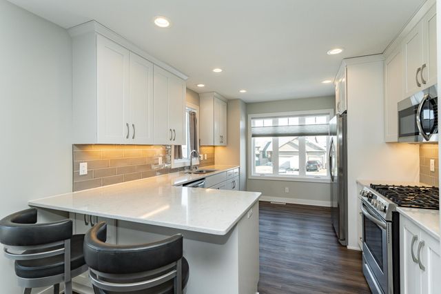 762 Towne Drive NE, Byron, MN 55920